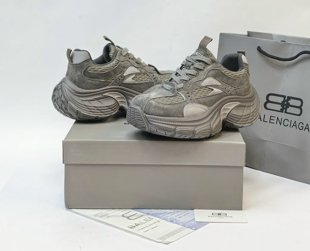 кроссовки женские balenciaga,кроссовки balenciaga,мужские и женские спортивные кроссовки balenciaga,кроссовки спортивные повседневные balenciaga,кроссовки на высокой подошве balenciaga