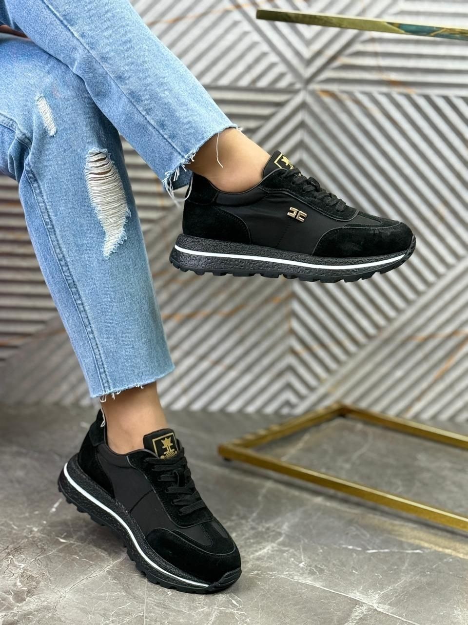 кроссовки женскиe,,кроссовки женские liu jo,кроссовки liu jo,стильные кроссовки