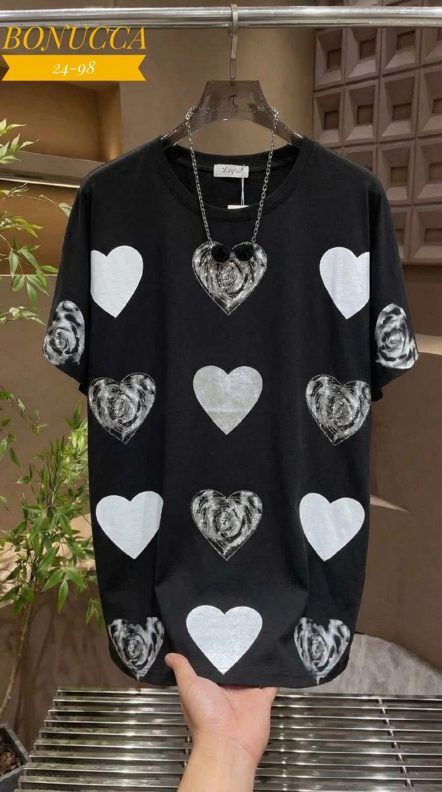 женская футболка,футболки модные,женские футболки с принтом,футболка оверсайз с сердцами