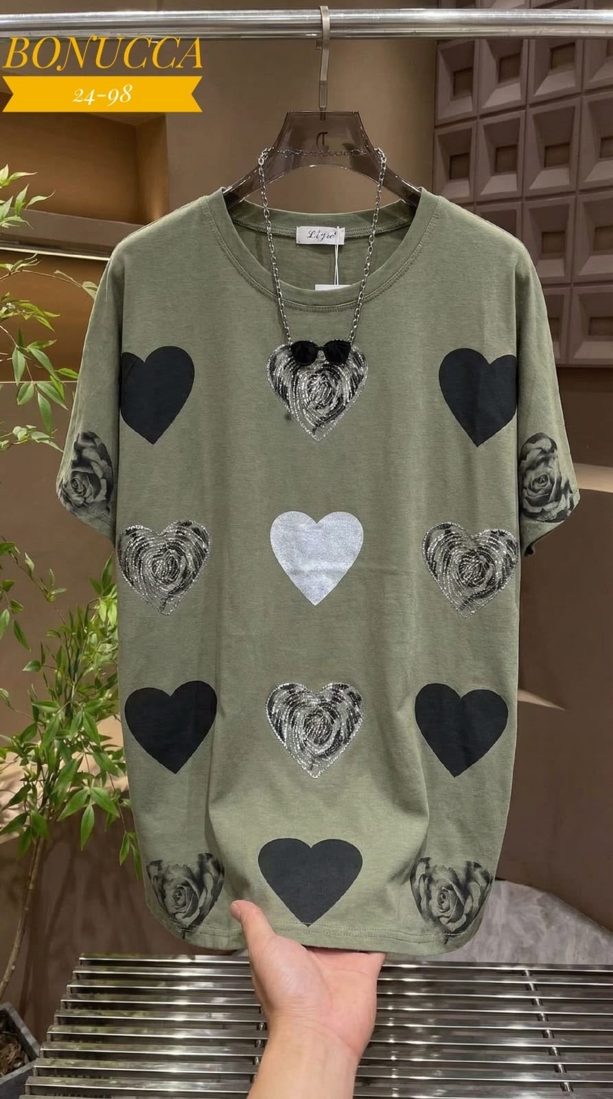 женская футболка,футболки модные,женские футболки с принтом,футболка оверсайз с сердцами