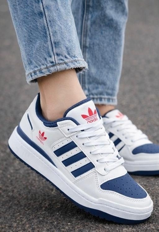 кроссовки adidas,,кроссовки женские adidas,adidas forum low 84 синие,низкие кроссовки