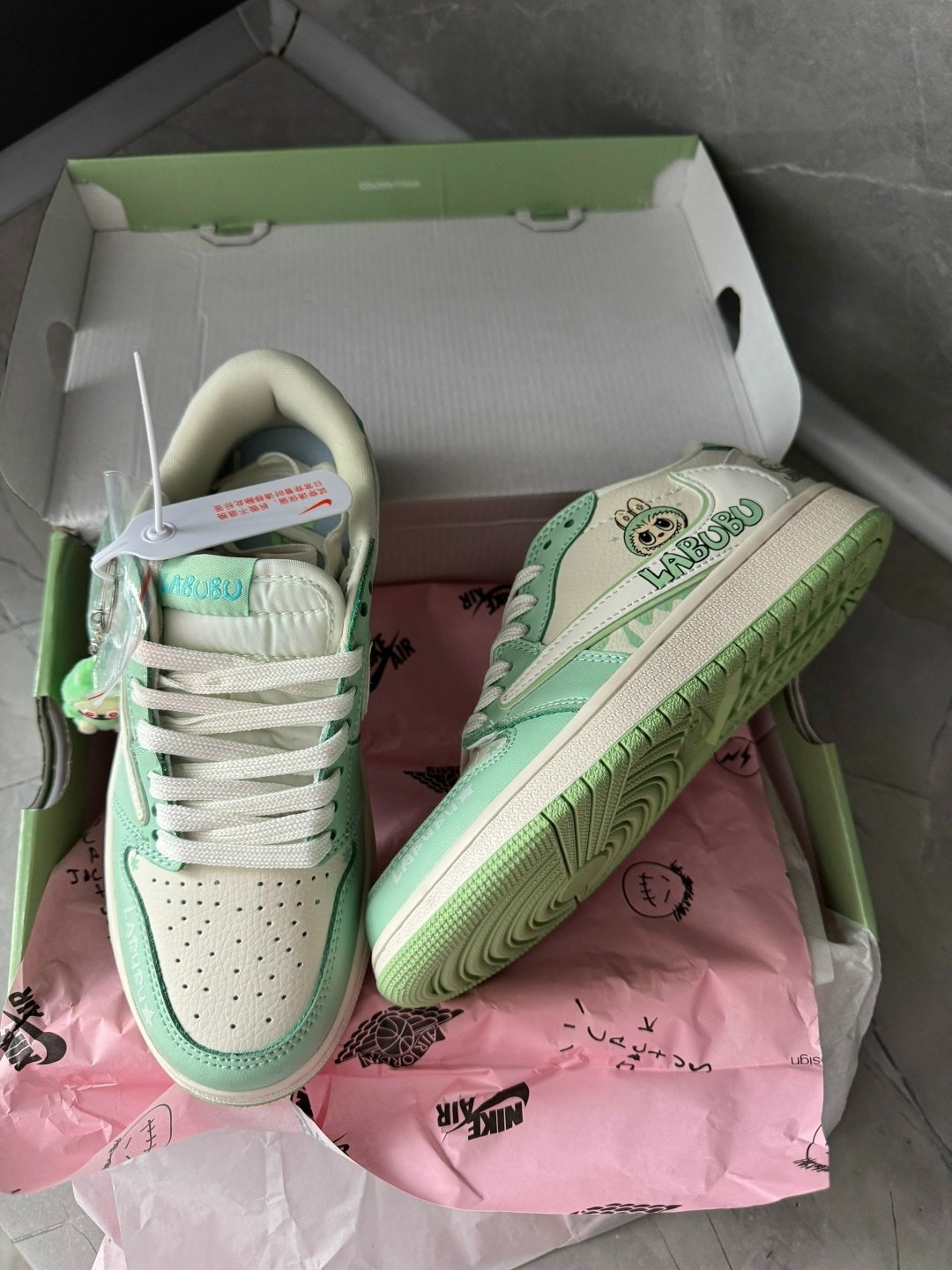 nike air jordan 1 low travis scott,кроссовки,женские кроссовки,низкие кроссовки,баскетбольная