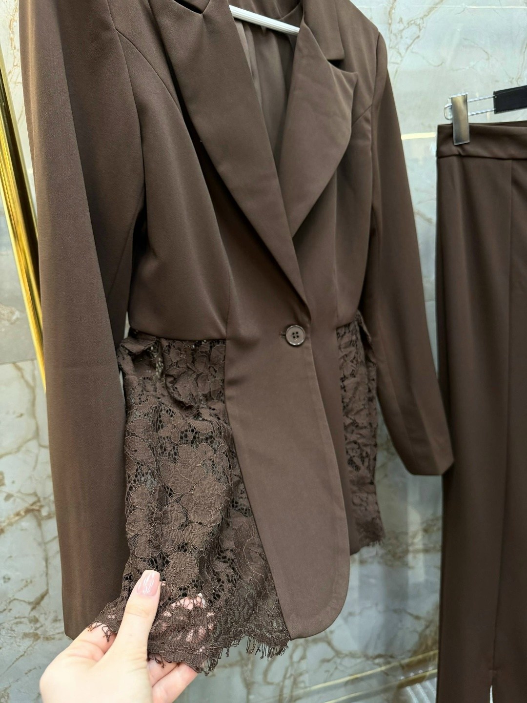 костюм брючный,женский брючный классический костюм,женский элегантный брючный костюм y2k,женский дизайнерский костюм элегантный кружевной блейзер и брюки-клеш,костюм женский