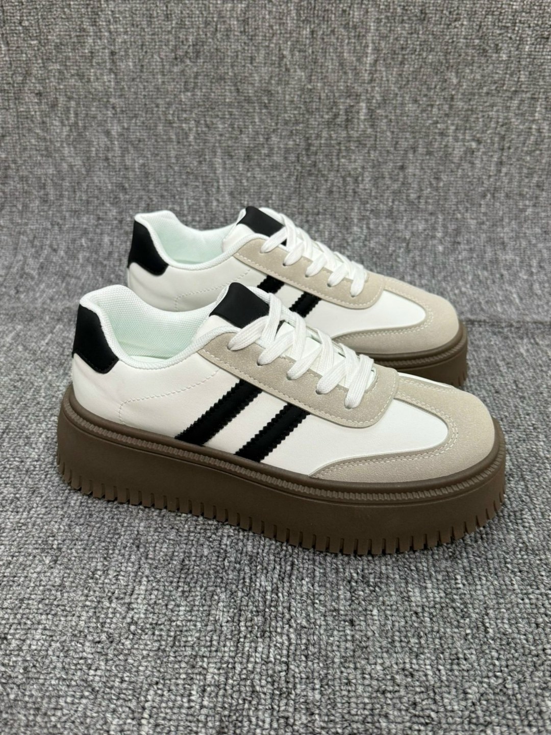 ,женские кроссовки,женские повседневные кроссовки,повседневные кроссовки,спортивная