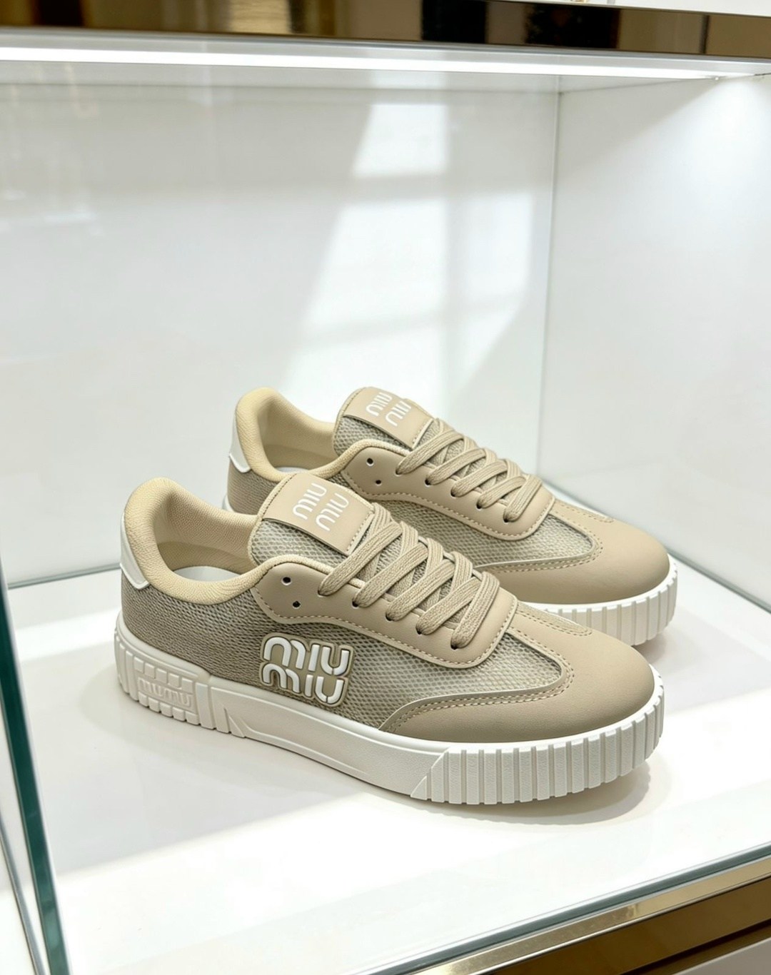 кроссовки miu miu женские,кеды miu miu женские,кеды miu miu,кроссовки miu miu,