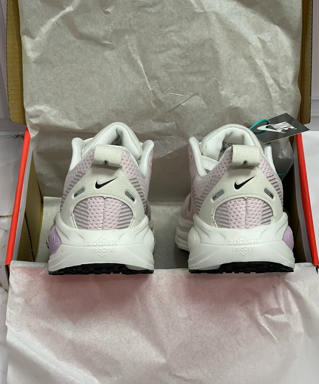 кроссовки nike женские,кроссовки nike,кроссовки,кроссовки nike air zoom vomero,женские кроссовки