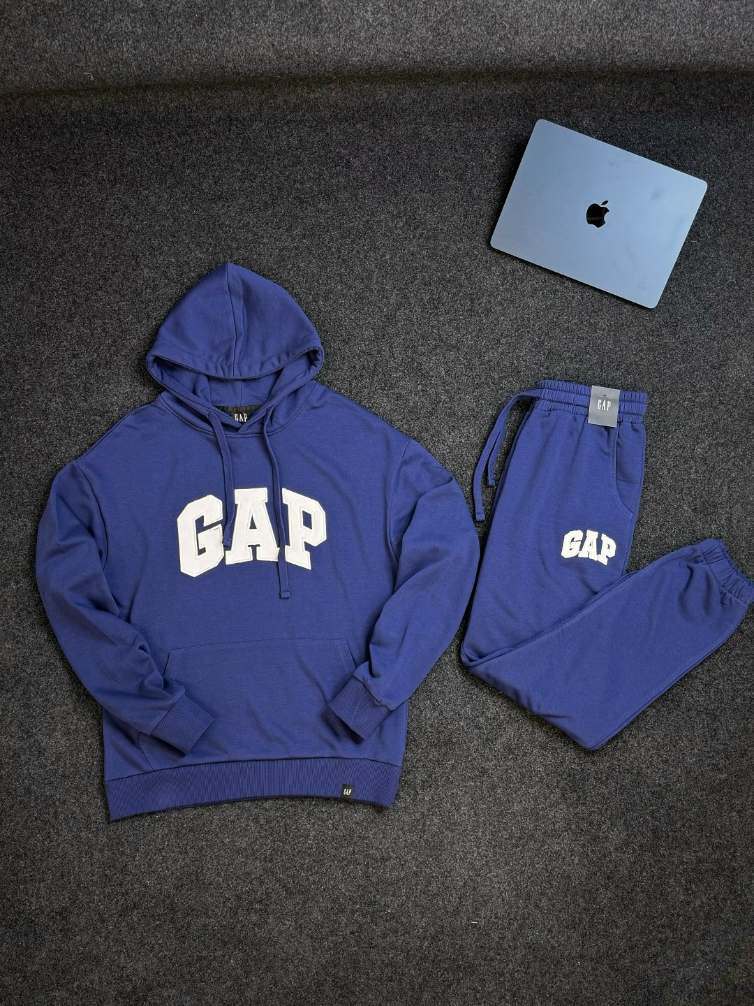 спортивный костюм gap,костюм спортивный мужской,спортивные костюмы для мужчин,костюм спортивный,костюм с худи
