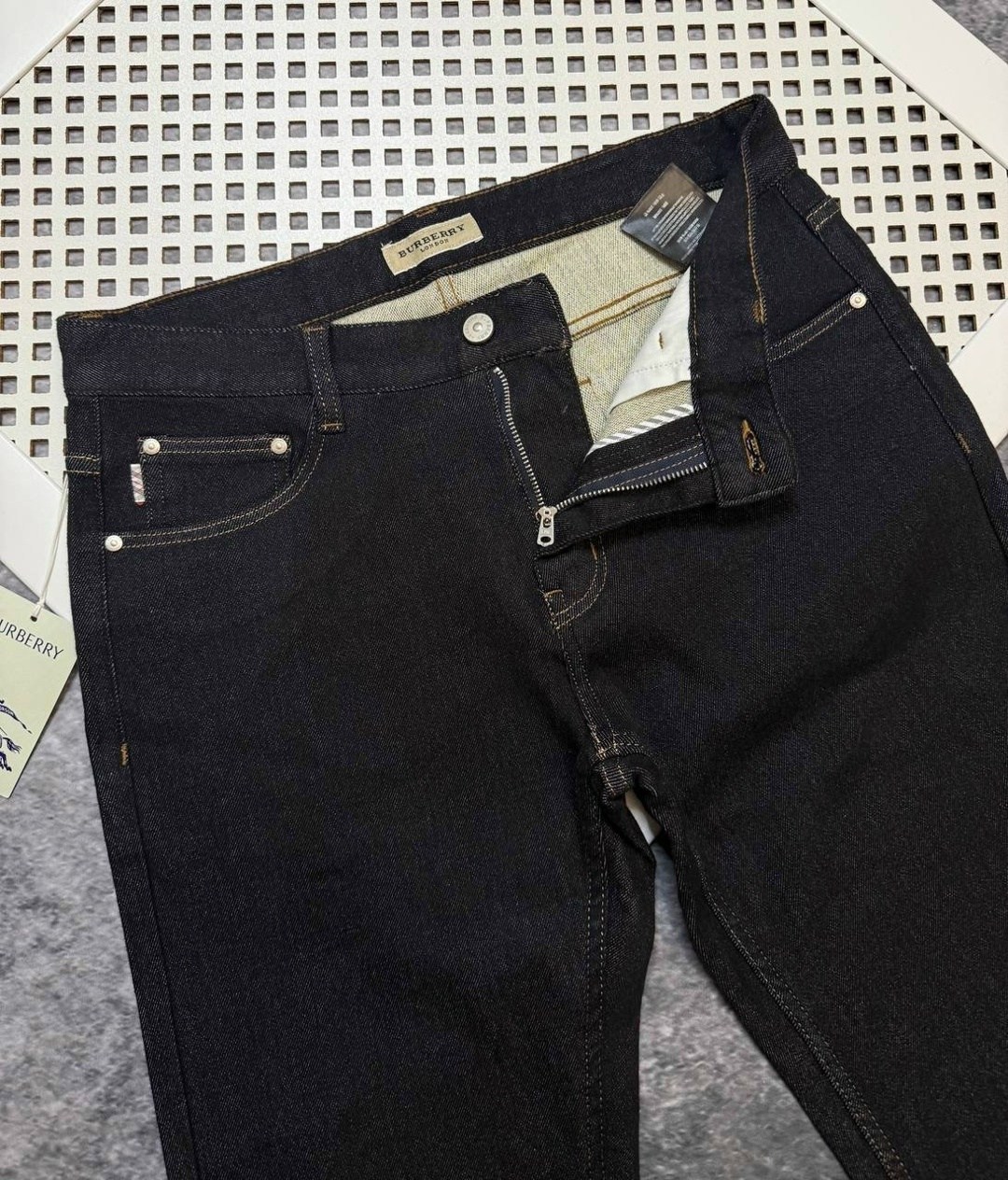 стильные джинсы,мужские джинсы,джинсы для мужчин,узкие джинсы,мужские джинсы черные