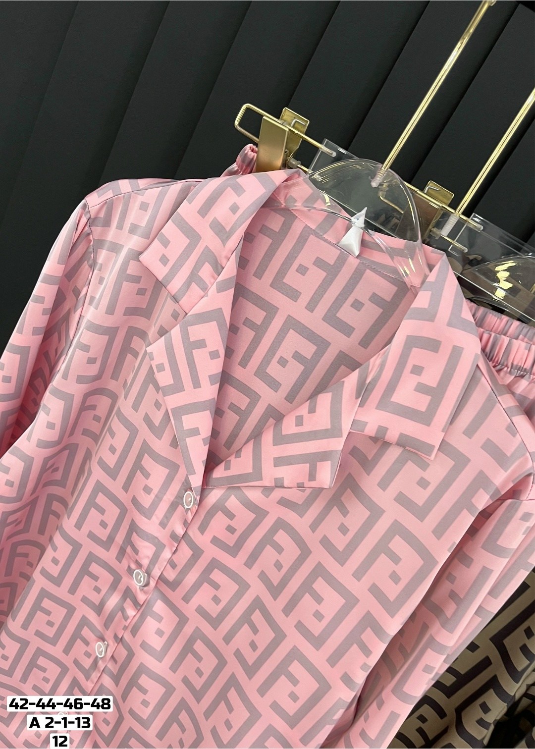 костюм fendi,костюм фенди,модные костюмы,стильные костюмы,костюм с брюками