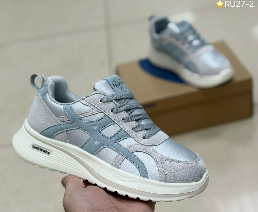 женские кроссовки,,кроссовки повседневные,кроссовки,спортивная