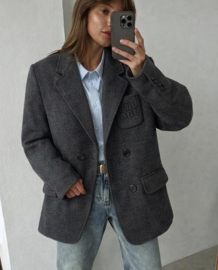 пальто модное,шерстяное пальто,полупальто,пальто женское шерстяное,темно-серое пальто-пиджак с утепленным жилетом