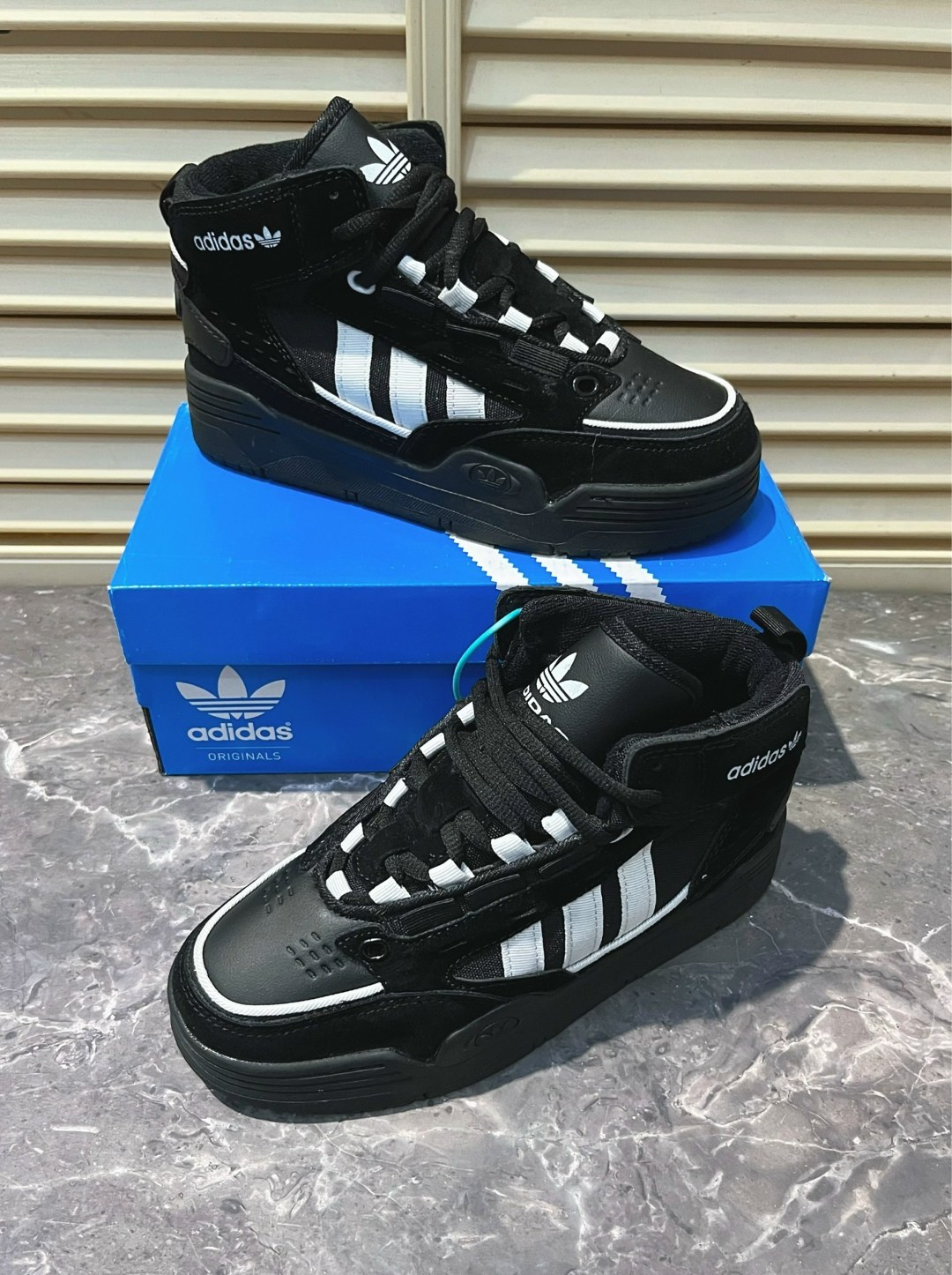 зимние кроссовки adidas,кроссовки adidas,мужские зимние кроссовки adidas,мужские зимние кроссовки с мехом adidas forum,кроссовки мужские adidas