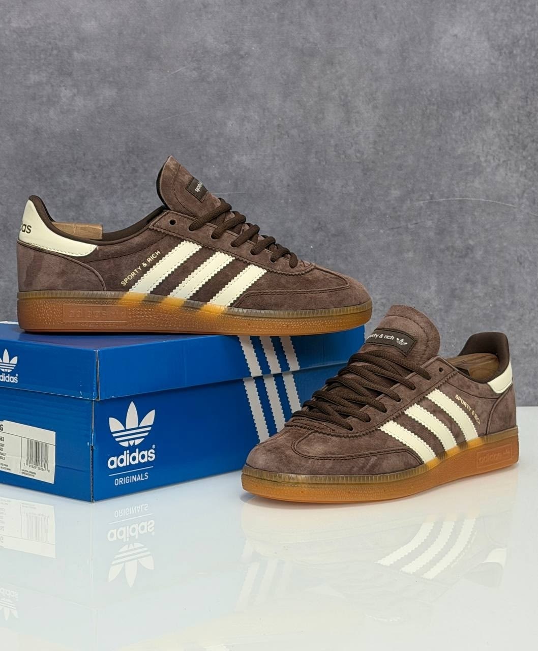 кроссовки adidas handball spezial sporty & rich на шнурках,кроссовки adidas handball spezial sporty & rich brown,кроссовки adidas handball spezial sporty & rich brown кеды,кеды adidas handball spezial