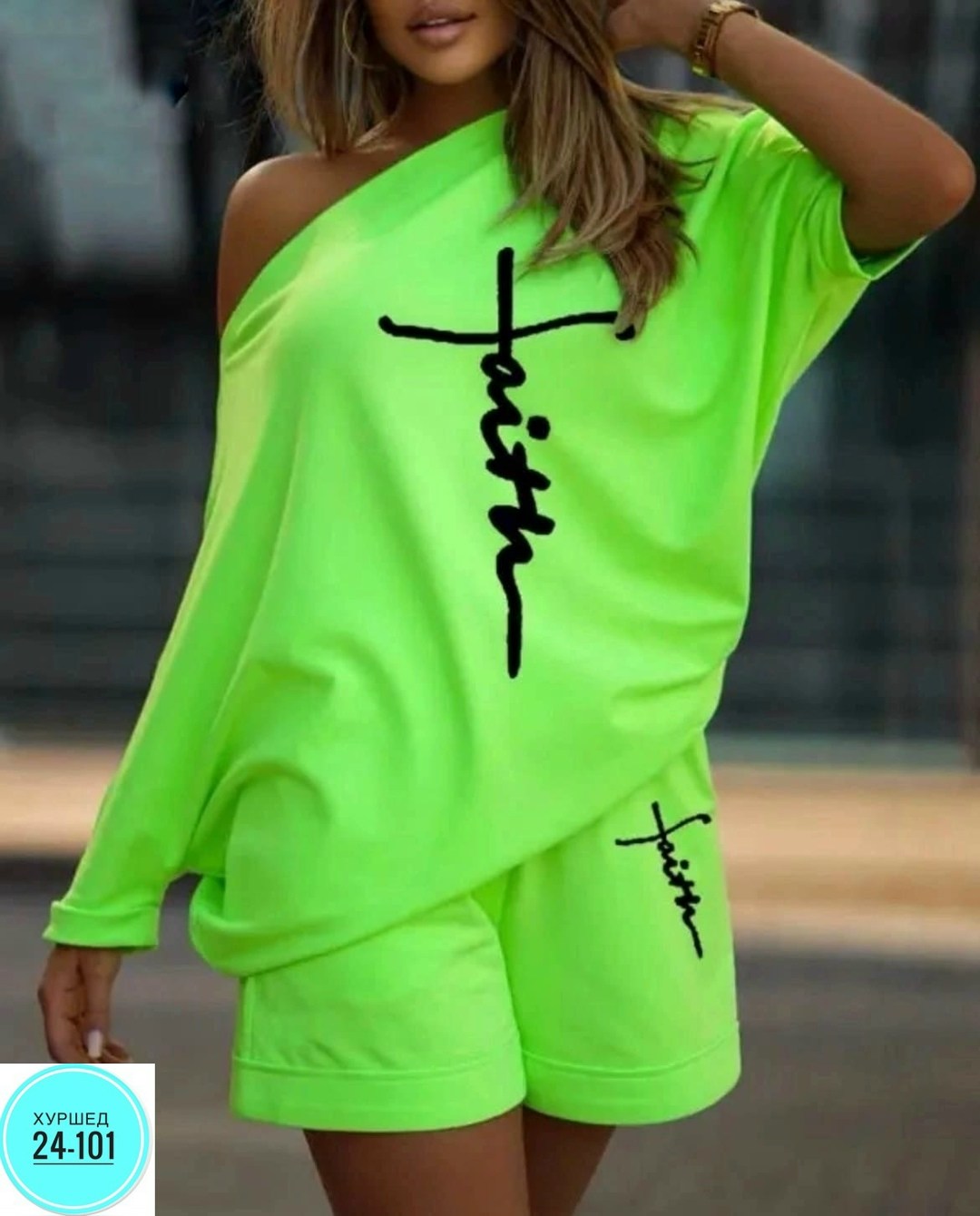 женские костюмы,летние костюмы,женские летние костюмы,спортивные костюмы женские,женский костюм с шортами