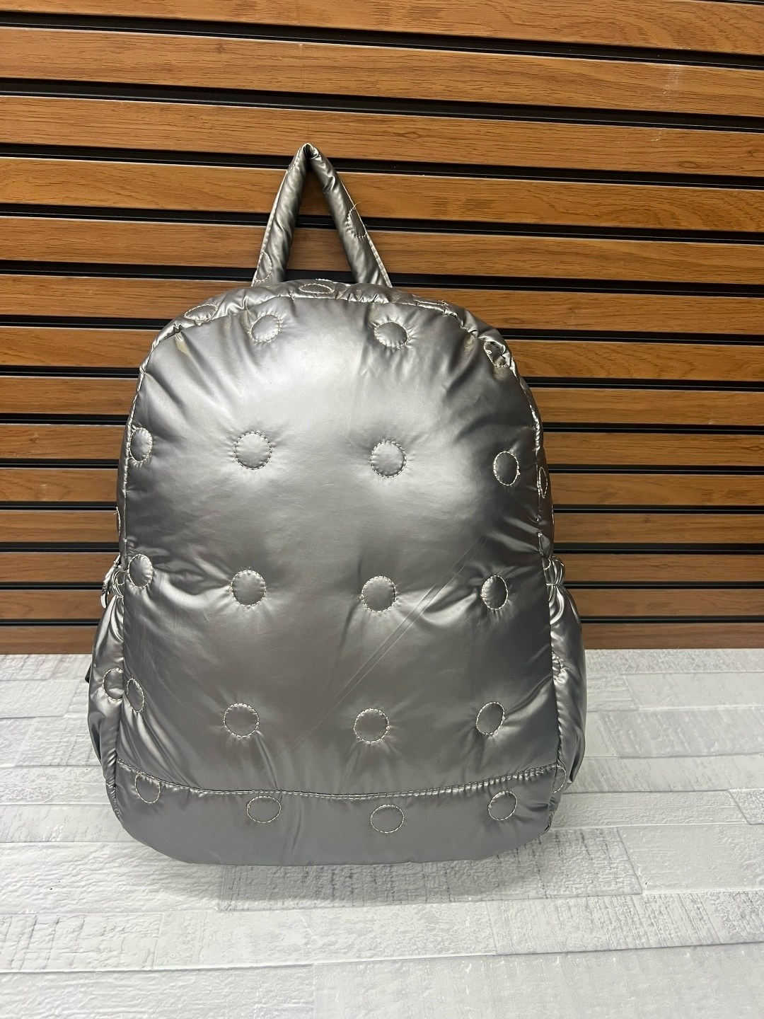 женские рюкзаки,рюкзак,рюкзак модный,дутый рюкзак женский,модный женский рюкзак