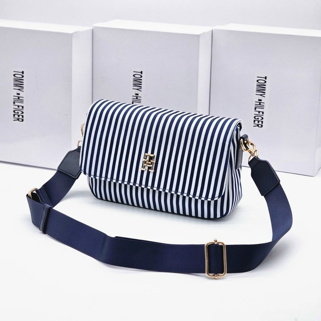 сумка tommy hilfiger женская,сумка томми хилфигер голубая,сумка через плечо tommy hilfiger,сумка tommy hilfiger,сумка кросс-боди tommy hilfiger