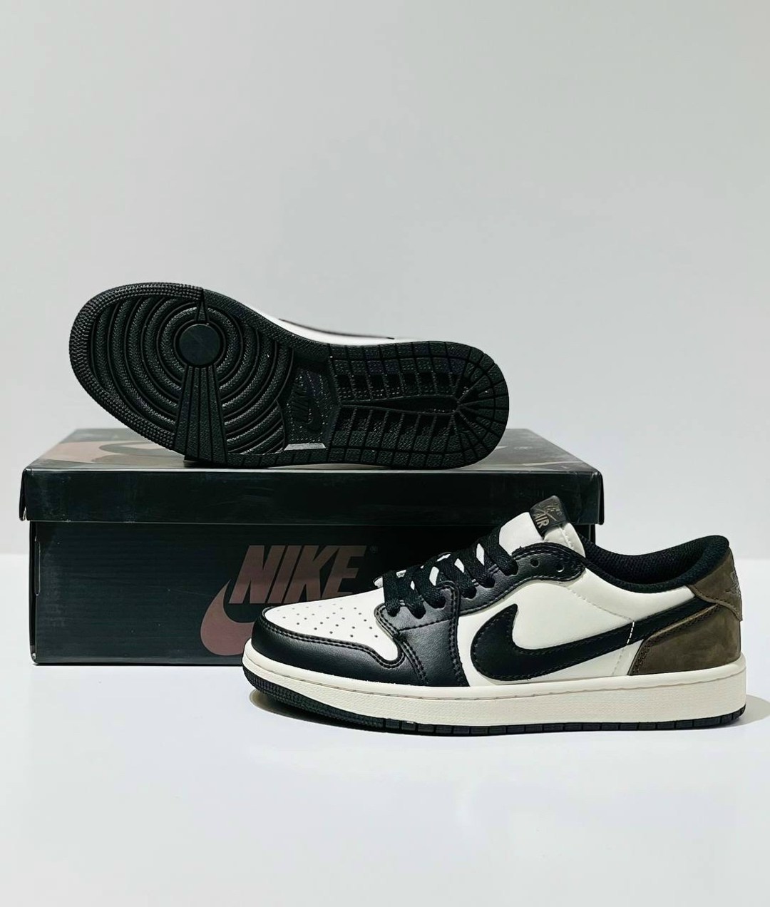 кроссовки air jordan 1 low og "mocha" nike,nike air jordan 1 low,air jordan 1 low,air jordan 1 low og,кроссовки nike air jordan 1 retro low og
