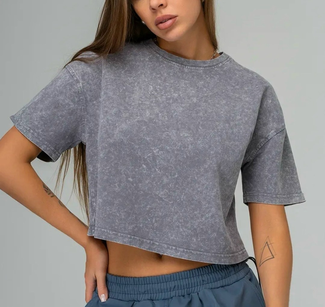 футболка женская укороченная,укороченная футболка,футболки женская,футболка оверсайз укороченная,pimkie-темно серая укороченная футболка acidwash