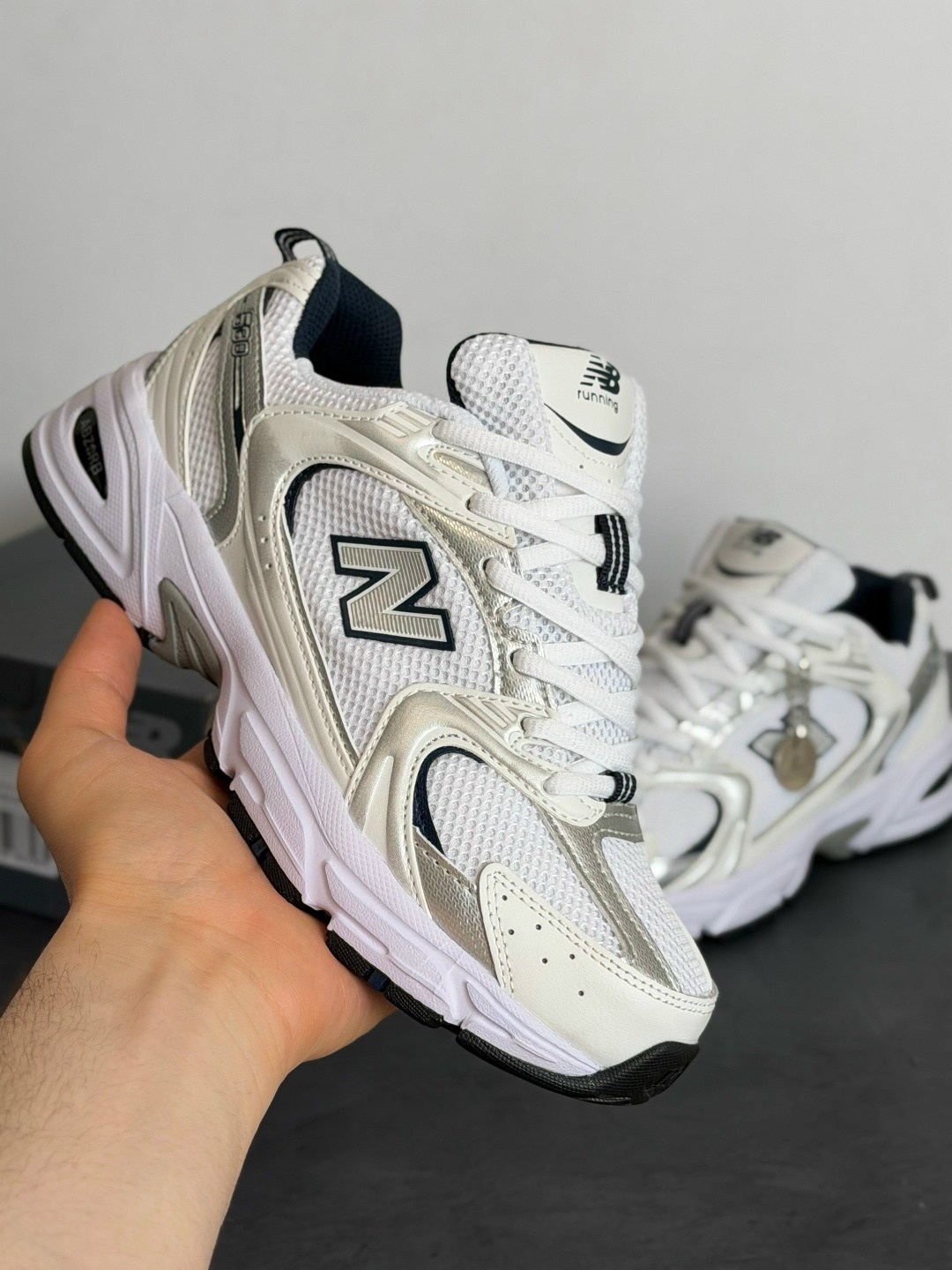 кроссовки new balance 530,new balance 530 white silver navy,кроссовки new balance,кроссовки new balance 530 white silver,кроссовки new balance 530 женские