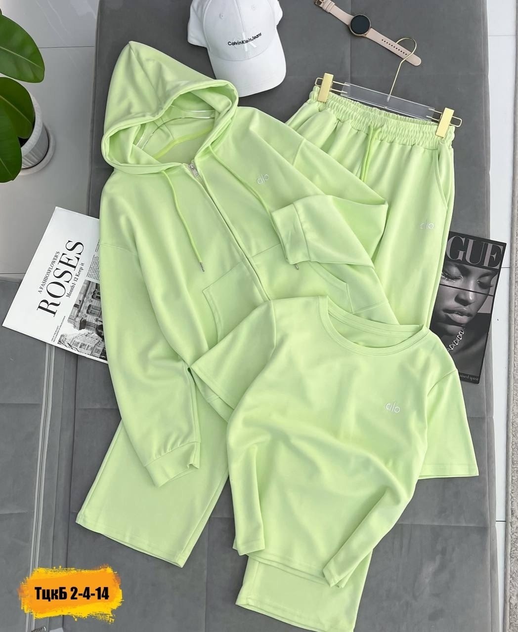 спортивные костюмы женские,костюм женский спортивный толстовка и штаны арт. 1139357,спортивный костюм спортивные костюмы,спортивные костюм,спортивный костюм на флисе