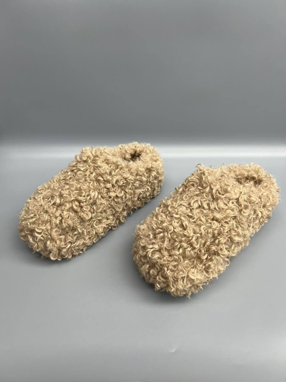 ,вязаные тапочки,домашние тапочки,меховые тапочки,женские меховые шлепанцы