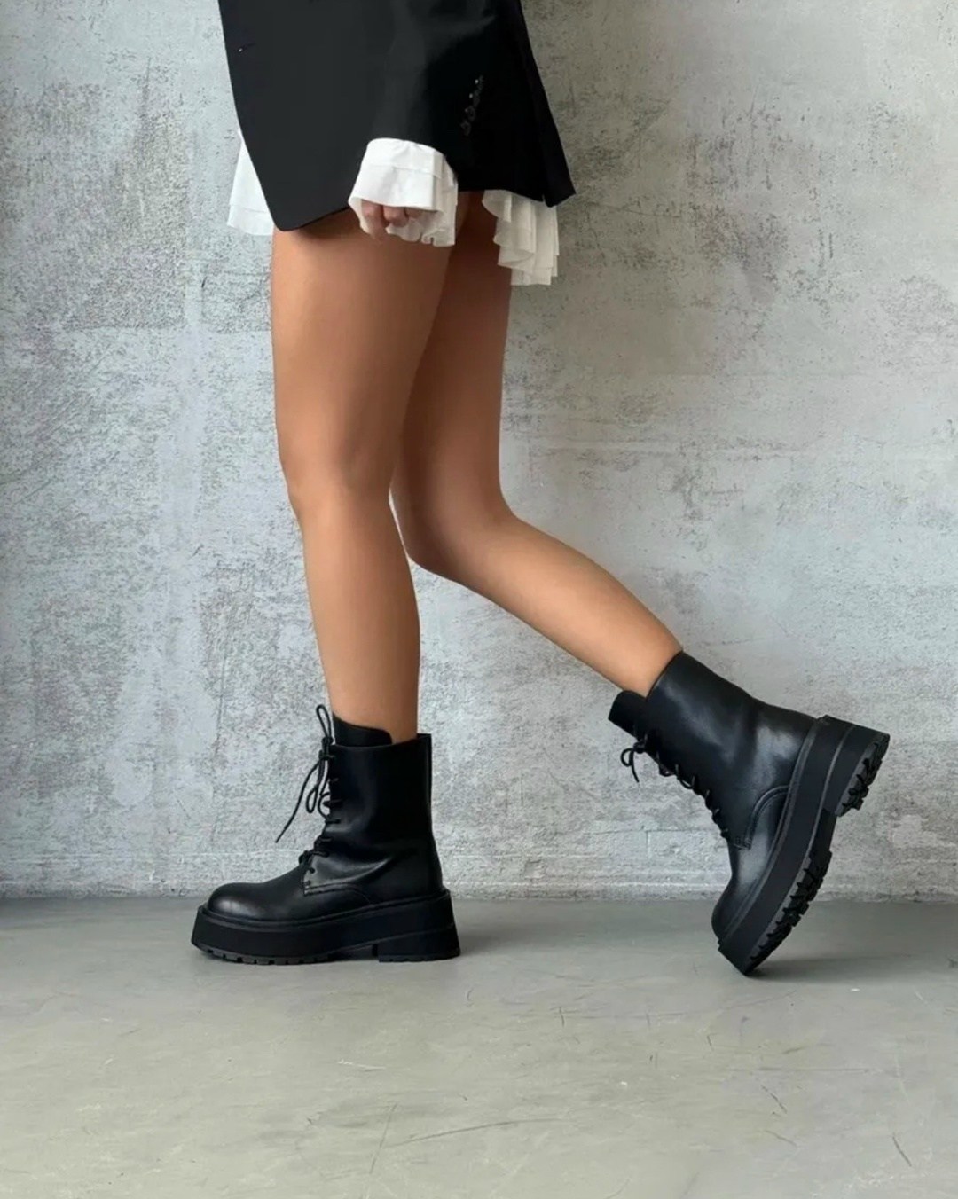 ботинки женские,,модные ботинки,короткие ботинки, женская