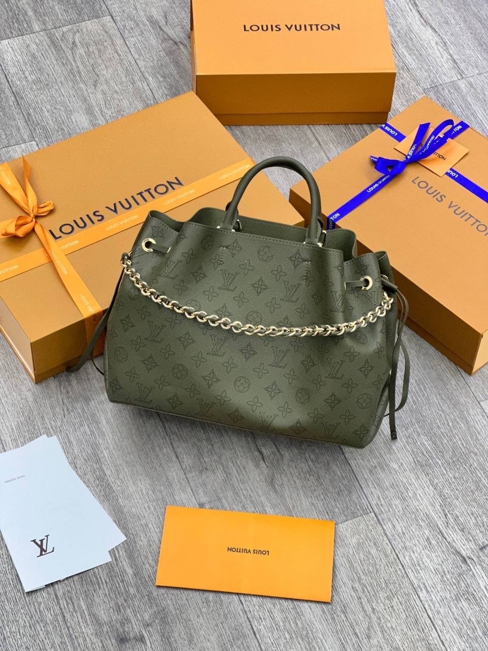 louis vuitton женская сумка,louis vuitton сумка,louis vuitton сумка на плечо,женская сумка louis vuitton белая,сумка louis vuitton bella tote