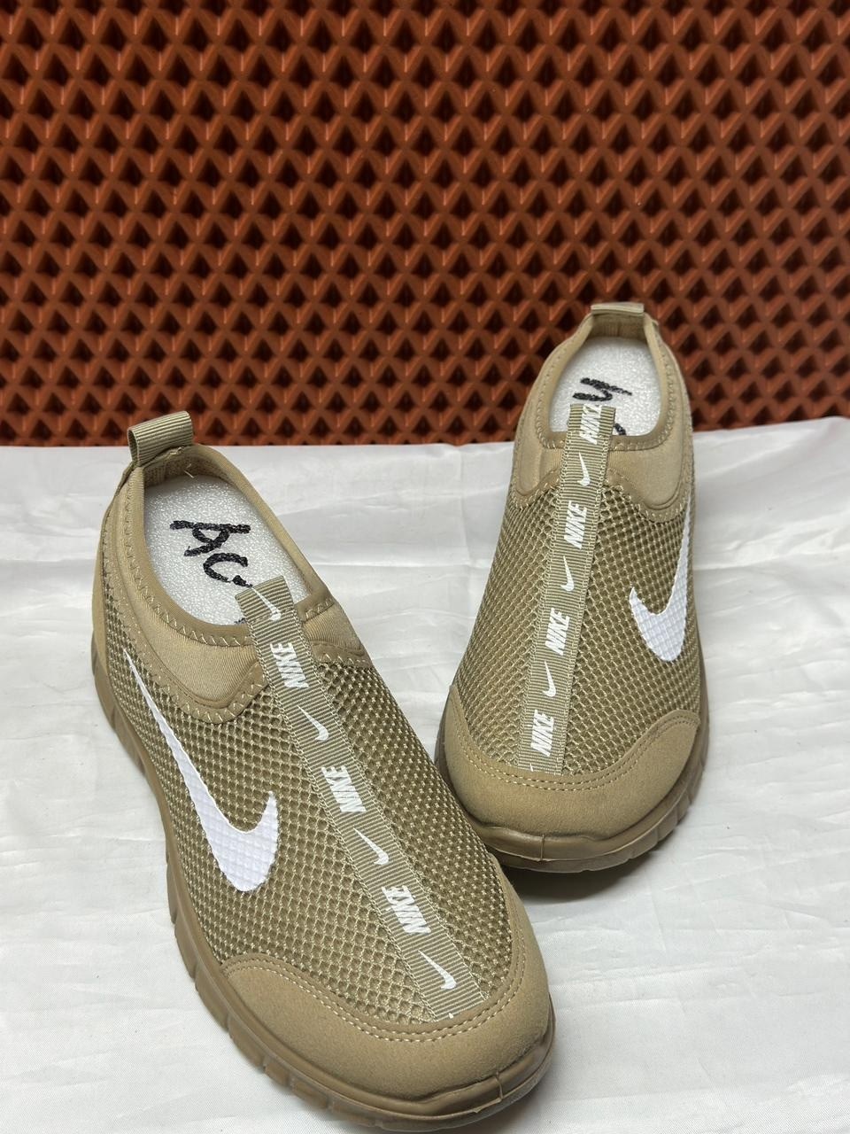 кроссовки адидас женские 2026,,кроссовки адидас женские розовые,кроссовки адидас женские,кроссовки женскиe