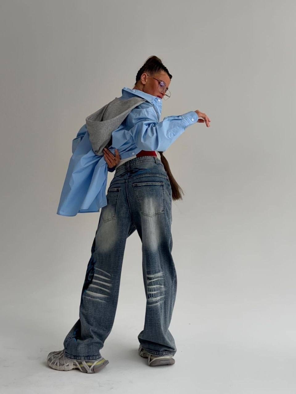 брюки джинсовые,широкие джинсы,джинсовая куртка,женские джинсы