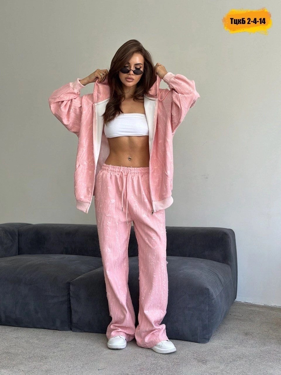 костюм женский ,стильные костюмы,женский костюм с брюками,костюм двойка двухнитка,велюровый костюм