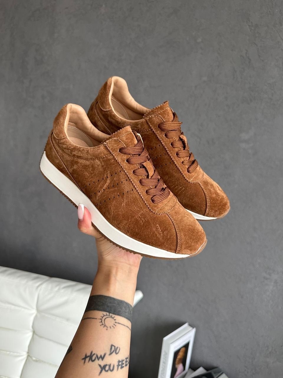 ,замшевые кроссовки,замшевые удобные кроссовки из натуральной кожи на шнуровке,женские кроссовки из натуральной замши,спортивная