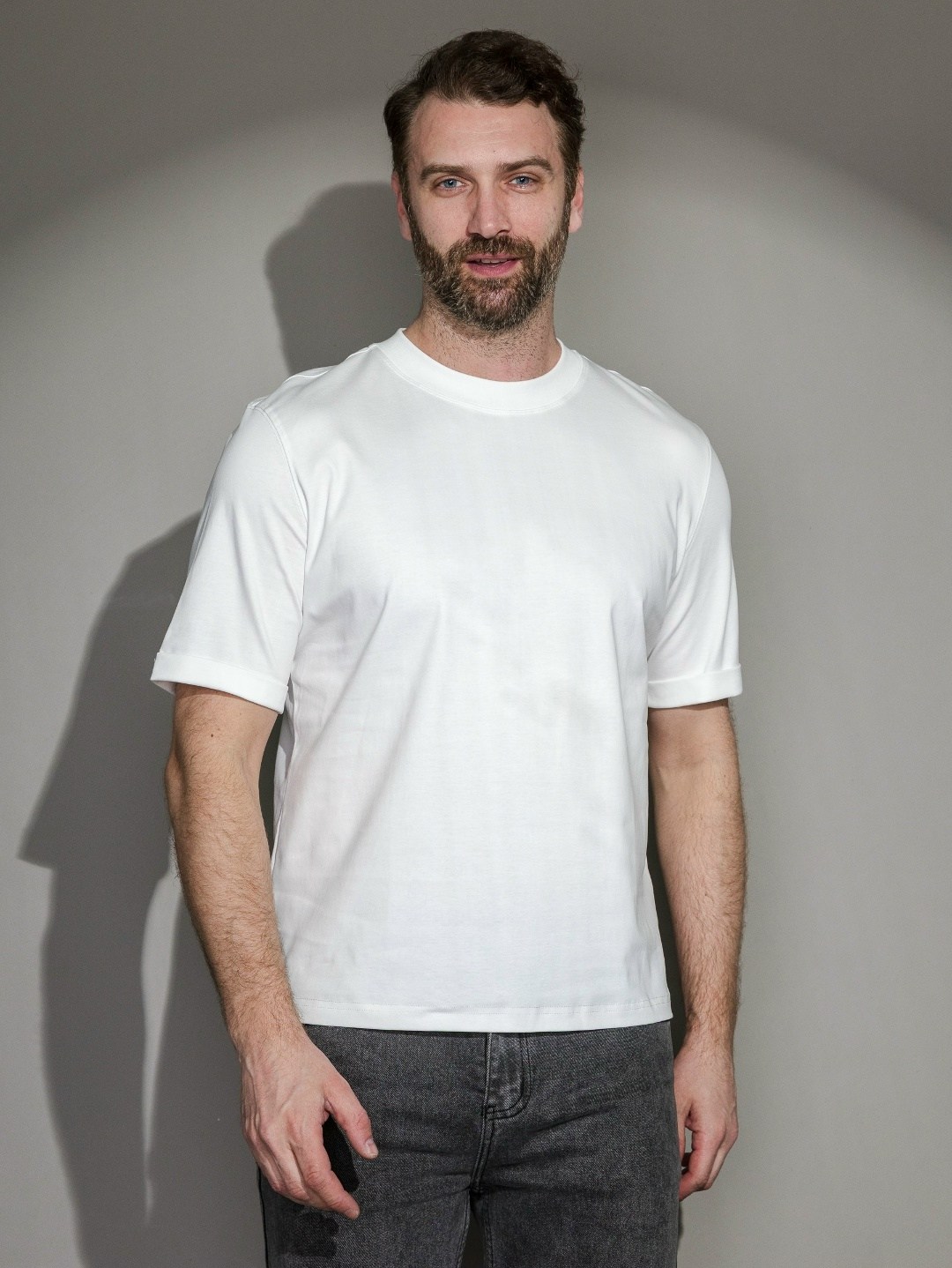 белая футболка мужская,белая футболка,мужская футболка,мужская базовая футболка,футболки для мужчин