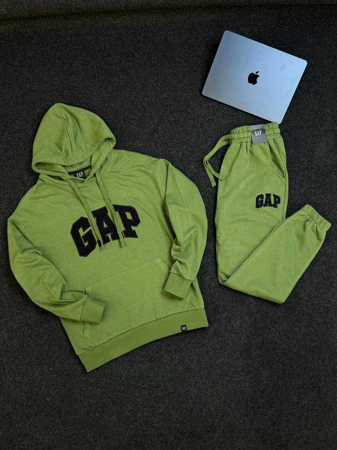 спортивный костюм gap,костюм спортивный мужской,спортивные костюмы для мужчин,костюм спортивный,костюм с худи