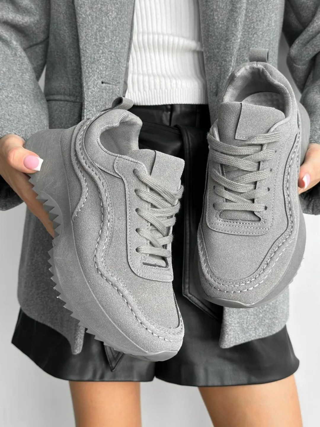 ,женские кроссовки,кроссовки замшевые,кроссовки серые,повседневные кроссовки