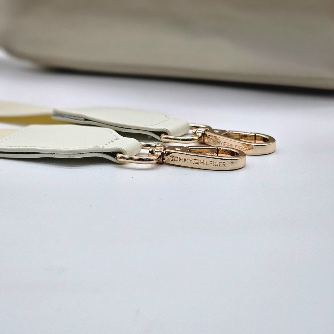 сумка через плечо tommy hilfiger,сумка tommy hilfiger,сумка кросс боди томми хилфигер,сумка tommy hilfiger женская,сумка через плечо tommy hilfiger distinct, бежевая