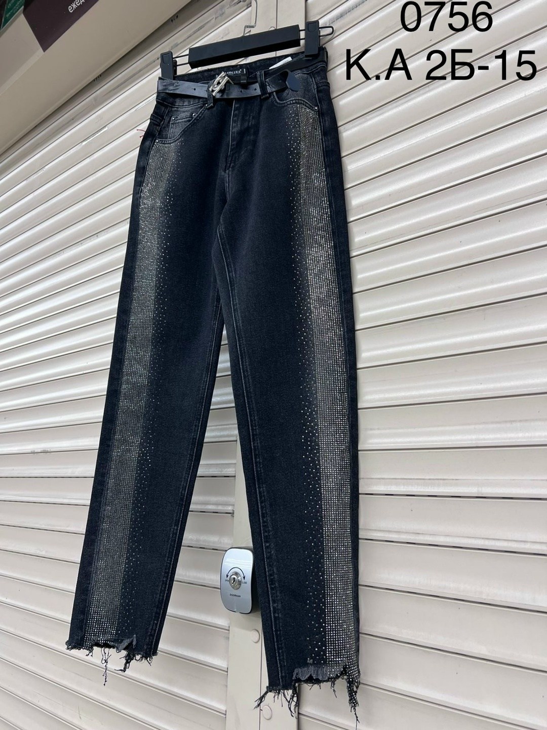 джинсы в стразах,джинсы женские,женские джинсы со стразами,джинсы клеш со стразами katypretty,джинсы джинсы