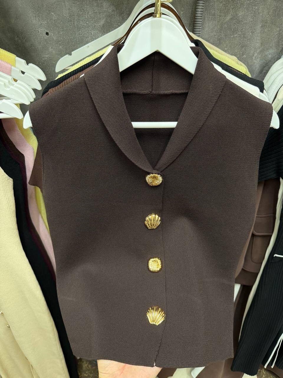 вязаные жилеты,жилетка женская,трикотажный жилет,жилет женский,вязаные жилеты женские