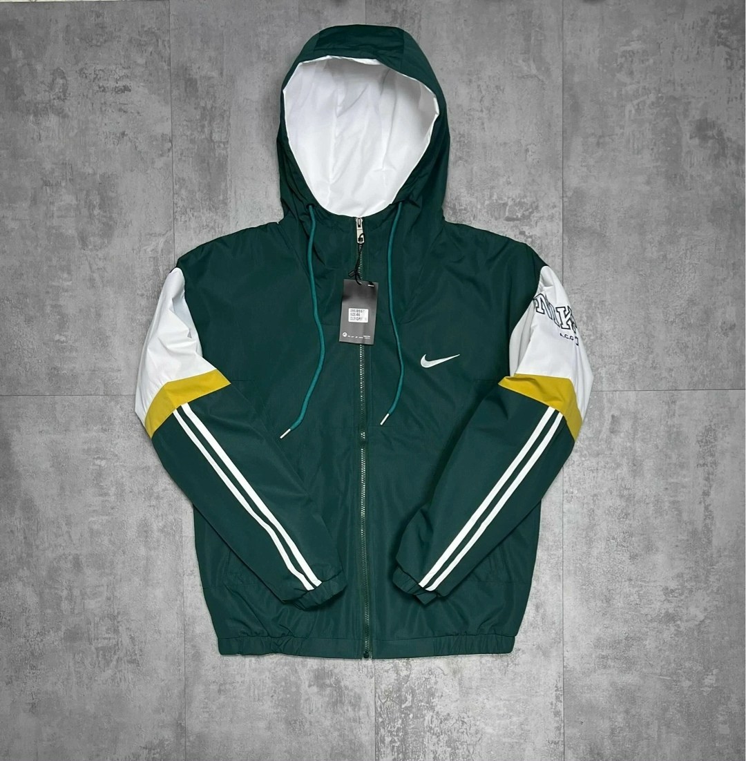 ветровка nike,легкая куртка,куртка спортивная,мужская куртка nike,куртка