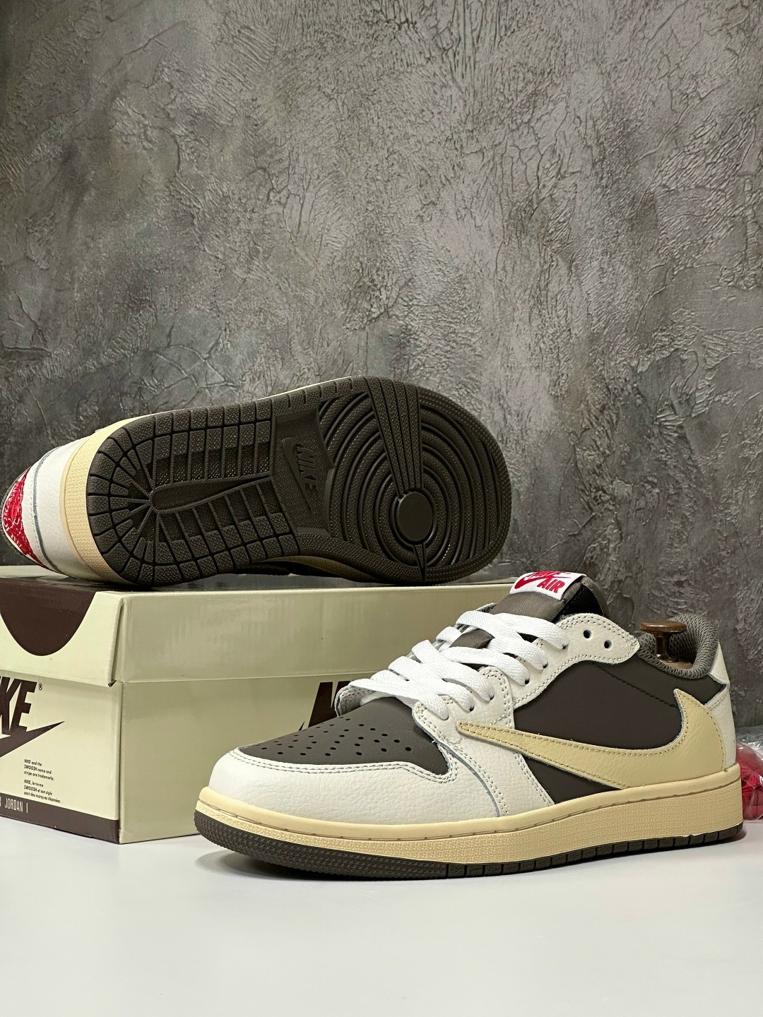 nike air jordan 1 low travis scott reverse mocha,кроссовки air jordan 1 low x travis scott,кроссовки nike air jordan 1 low x travis scott,nike air jordan 1 low travis scott,кроссовки nike air jordan 1