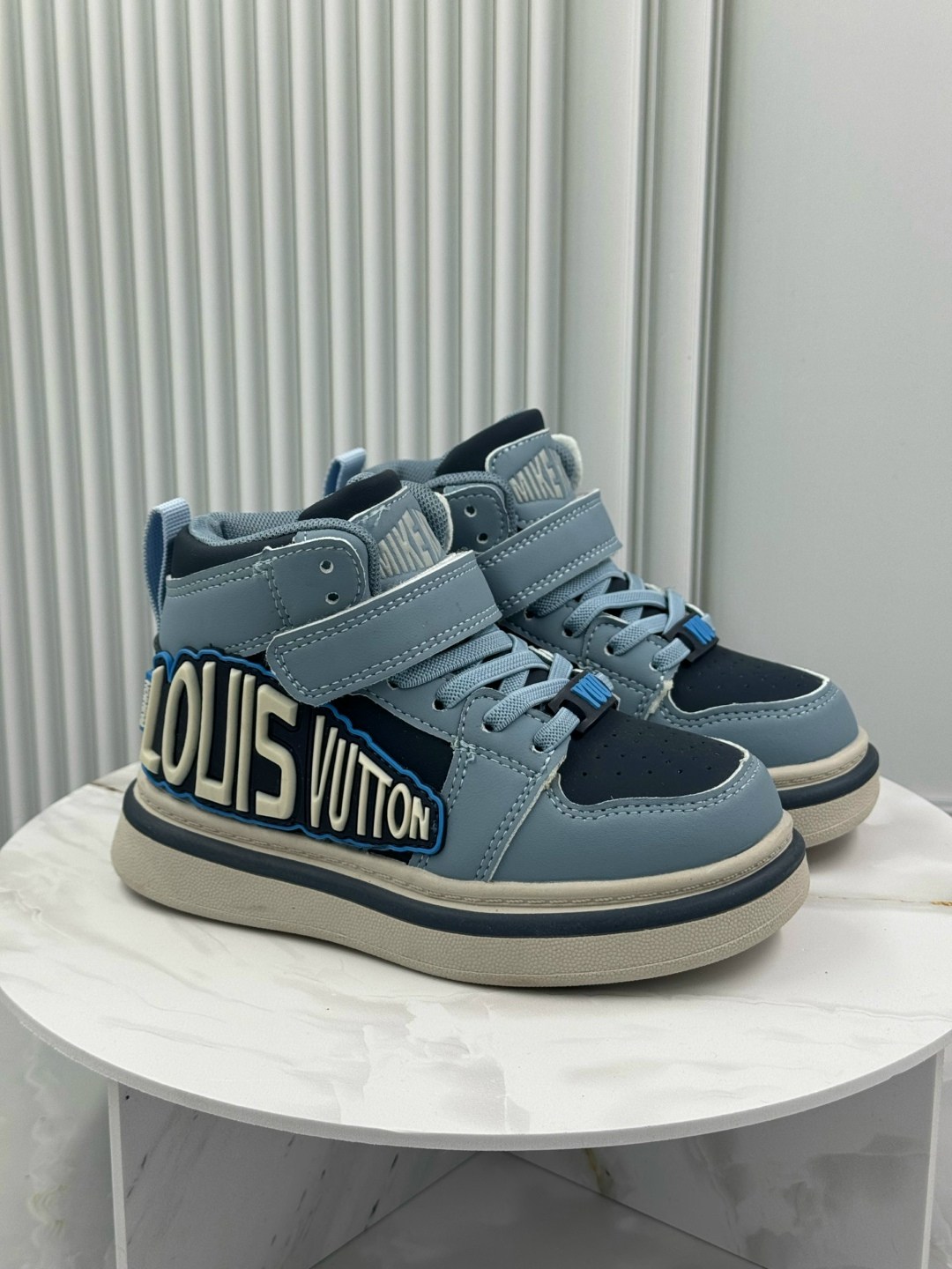 ,кроссовки мальчику,детские кроссовки,спортивная ,louis vuitton кроссовки мужские