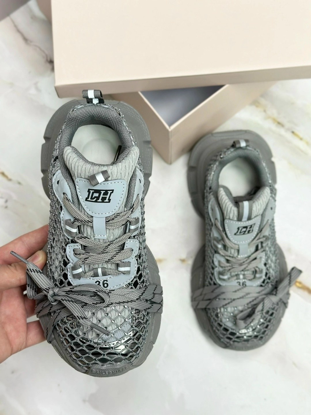 кроссовки модные,кроссовки женские balenciaga,кроссовки balenciaga,кроссовки,женские кроссовки