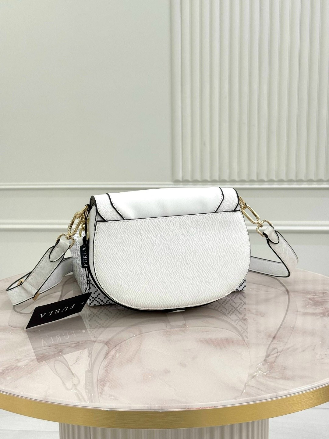 сумка женская furla,сумка fendi,сумка furla,белая сумка,сумка женская