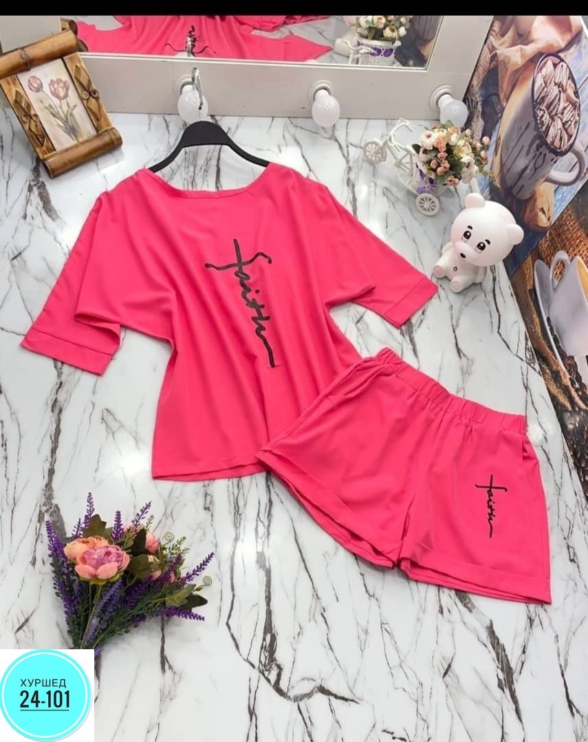 женские костюмы,летние костюмы,женские летние костюмы,спортивные костюмы женские,женский костюм с шортами