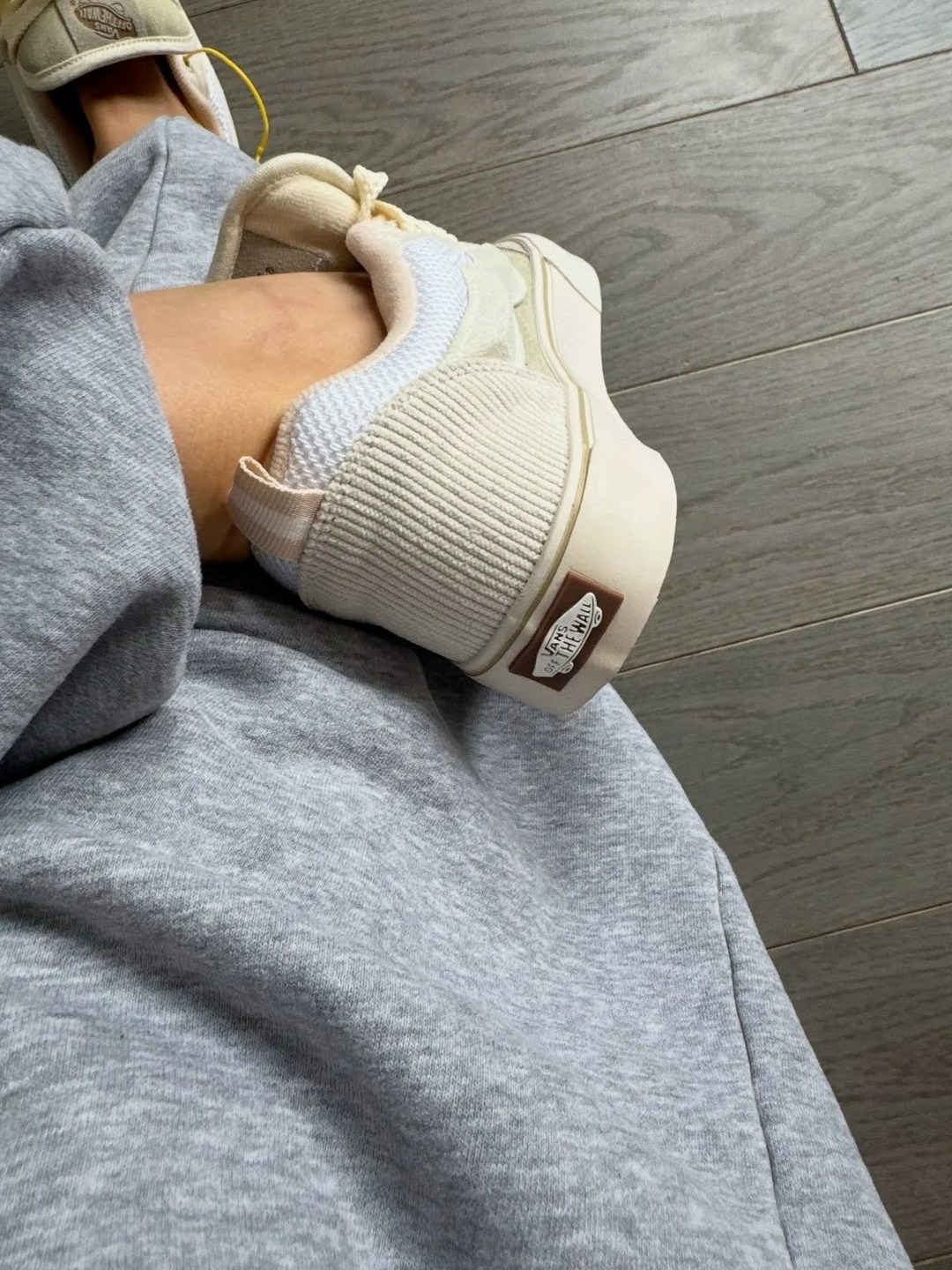 ,кеды vans,vans кроссовки,женские кеды vans,повседневные кроссовки