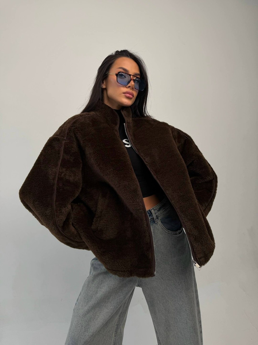 куртка-пуховик из натуральной замши,шуба искусственная,куртка-пуховик из натуральной замши (коричневый) для женщин,куртка-пуховик из натуральной замши 31373 (коричневый),куртка бомбер из норки со стой