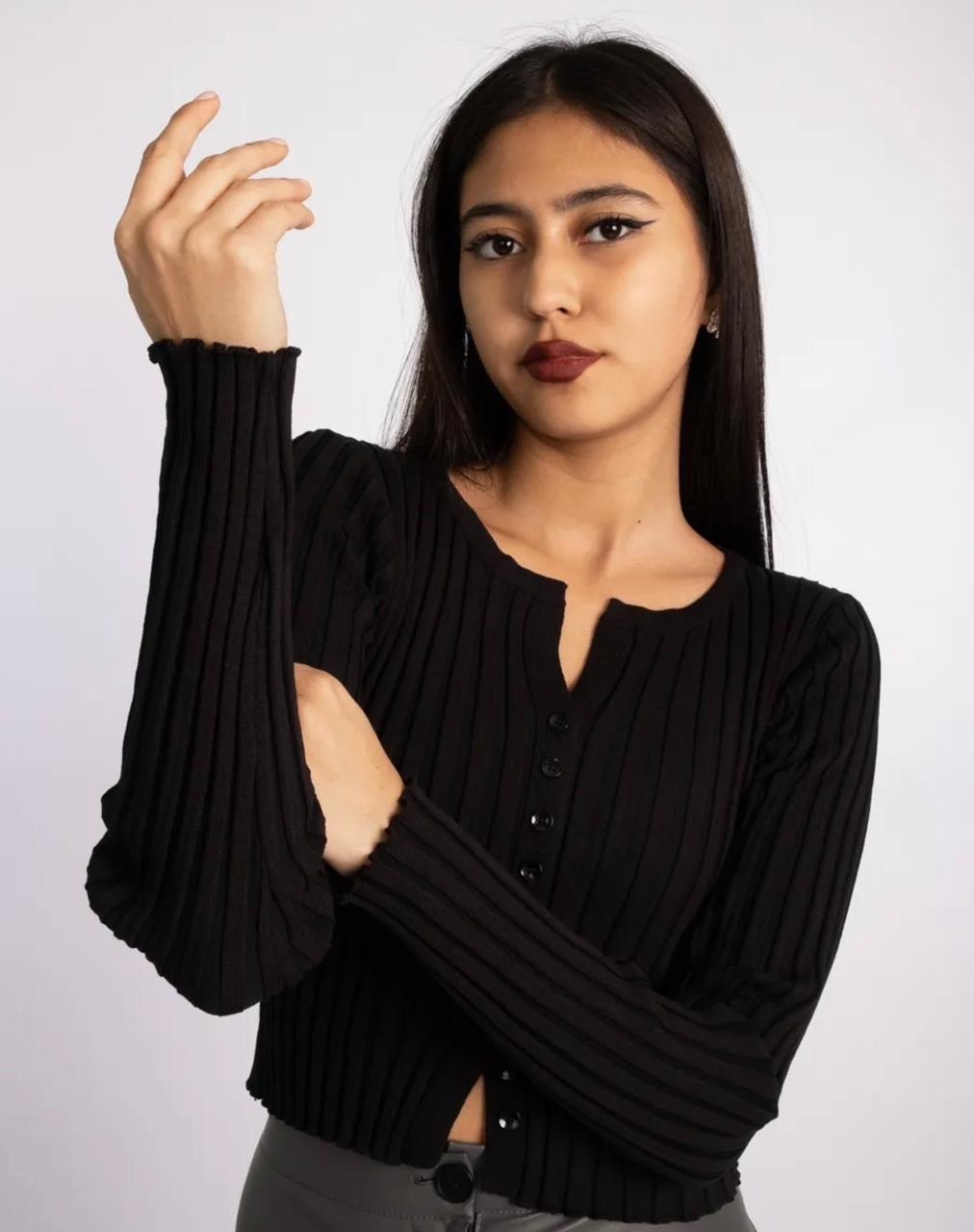 брюки женские кожаные,широкие брюки,кардиган бежевый,женские кардиганы,вязаные кардиганы