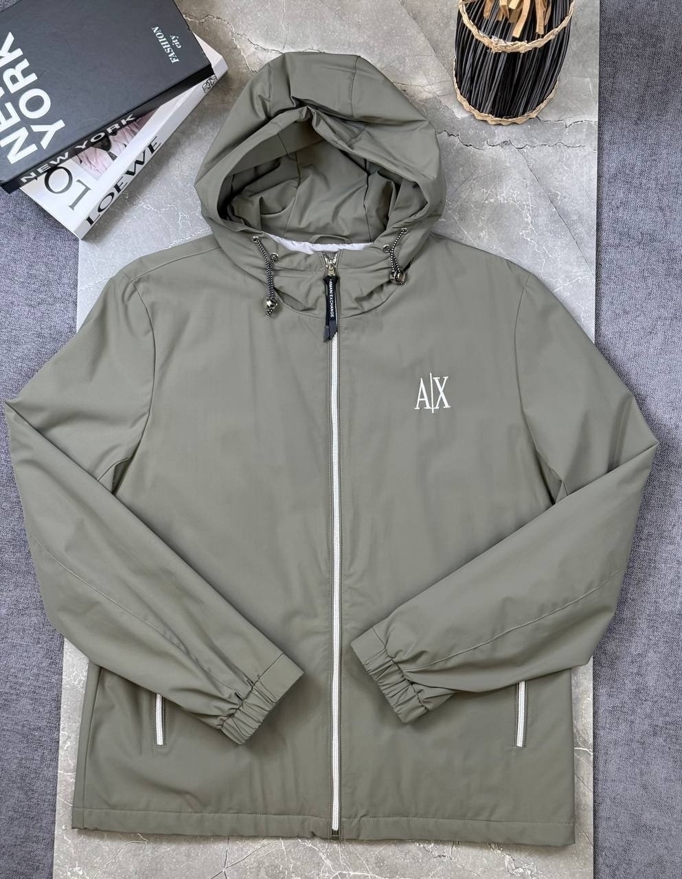 повседневная куртка,куртка модная,куртка,легкая куртка,куртка arcteryx