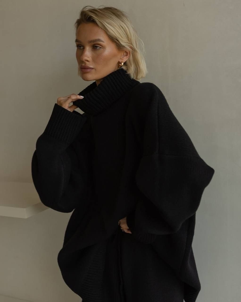 свитер оверсайз,свитер,свитер оверсайз с горлом удлиненный серый,свитер оверсайз с высокой горловиной серый,свитер оверсайз с горлом