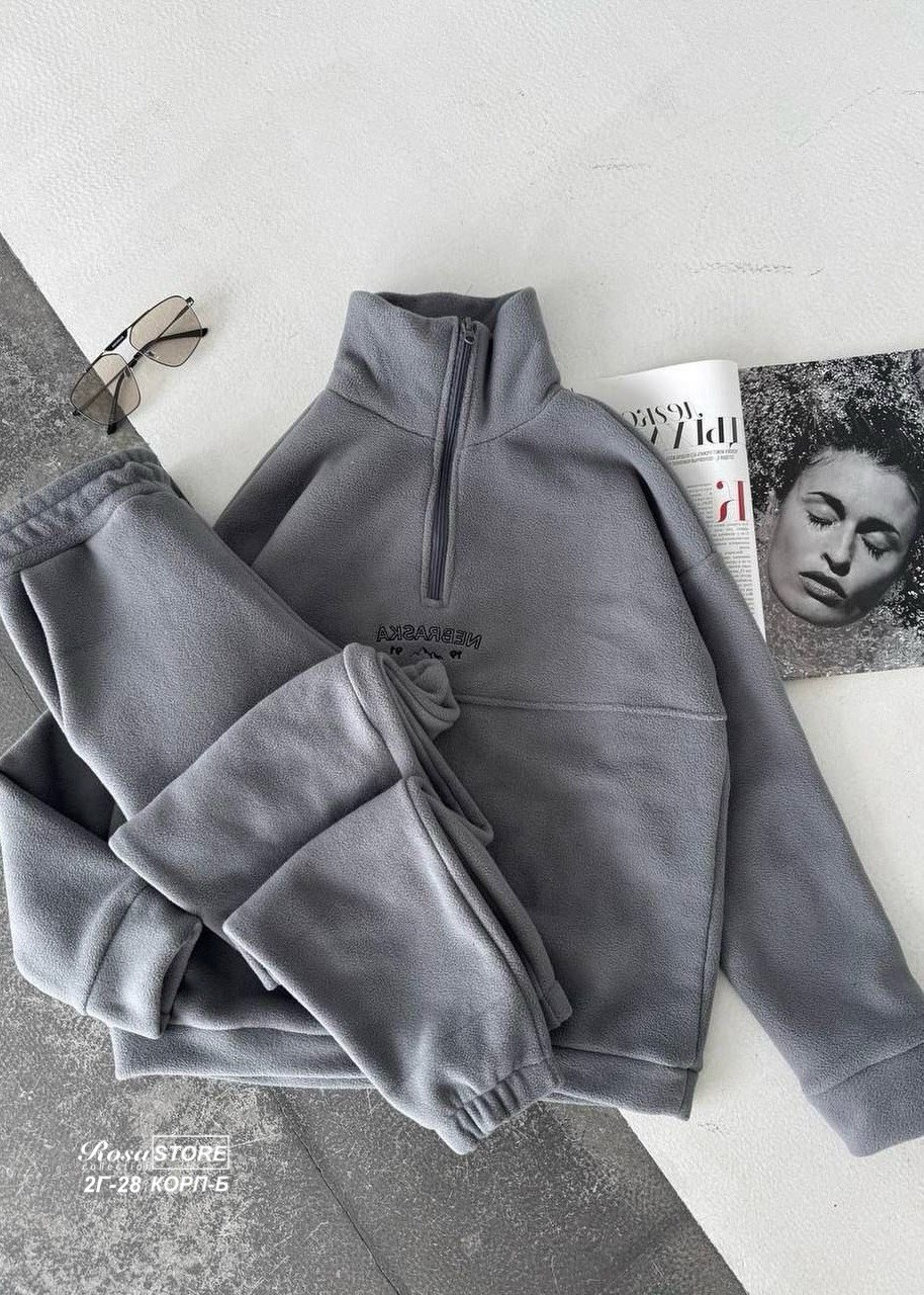 спортивный костюм,женский костюм на флисе,теплый костюм на флисе,костюм из флиса,спортивный костюм флис