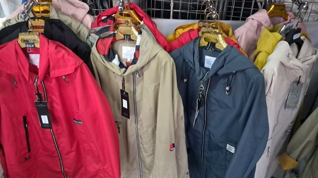 куртки, ,ветровка верхняя одежда,куртка демисезонная, куртки женские